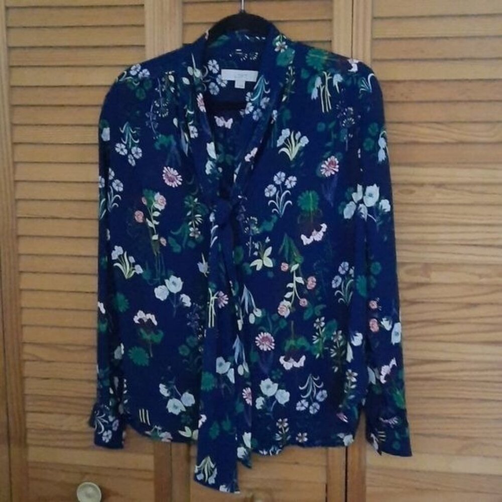 Loft  Floral V Neckline Tie Long Sleeve Tunic Size Small